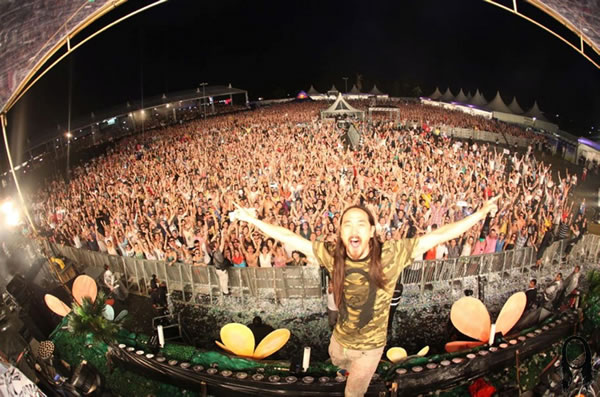 steve aoki