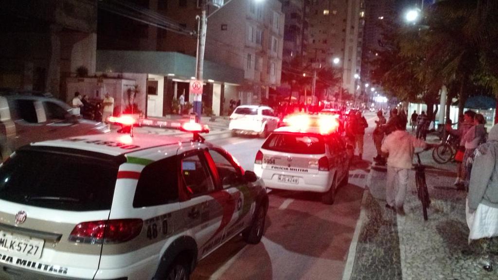 Vítimas são agredidas com facão após assalto na Avenida Atlântica