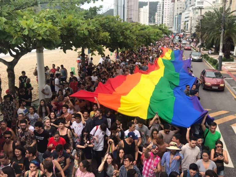 Citando Manifestação Pró-Bolsonaro, Movimento LGBT chama Prefeito de “antidemocrático”