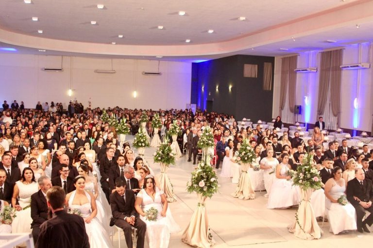 Casamento Coletivo  celebra a união de 55 casais em BC