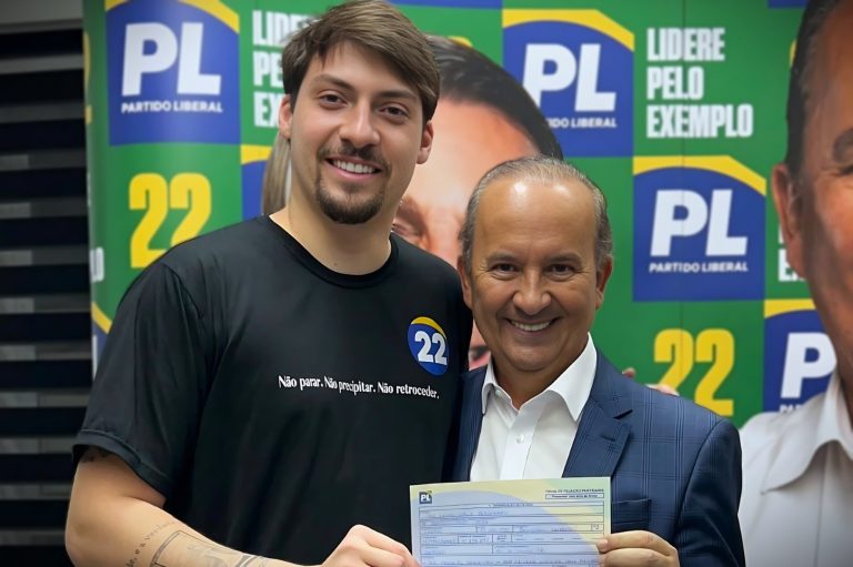 Jair Renan Bolsonaro anuncia pré-candidatura a vereador por Balneário Camboriú