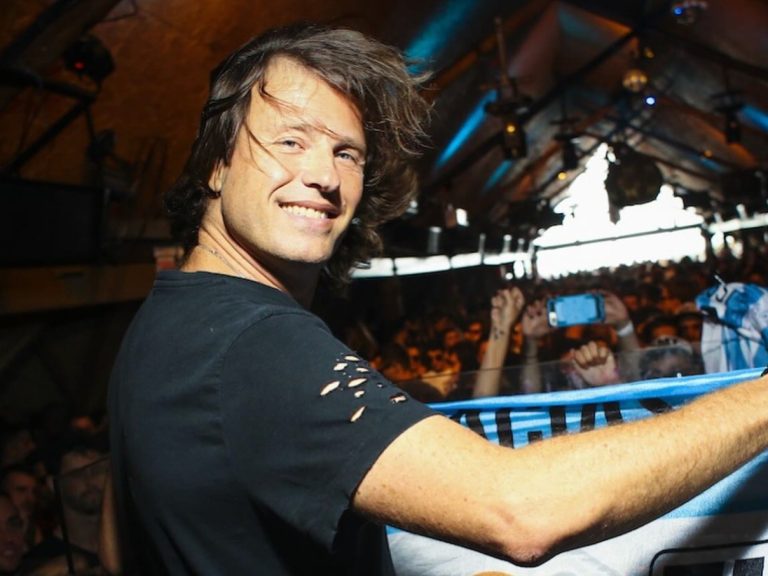 Warung apresenta Hernan Cattaneo no próximo dia 20 e o duo Adriatique em outubro