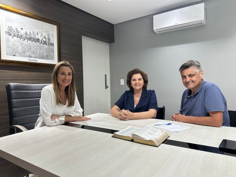 Juliana Pavan anuncia Maria Ester Menegasso para liderar equipe de transição na área da Educação